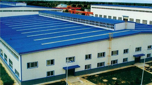 廠房屋頂彩鋼瓦防腐聚脲噴涂料施工案例