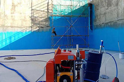 噴涂聚脲防水涂料有什么作用 泳池蓄水池防水(圖3) 蓄水池防噴涂聚脲防水涂料