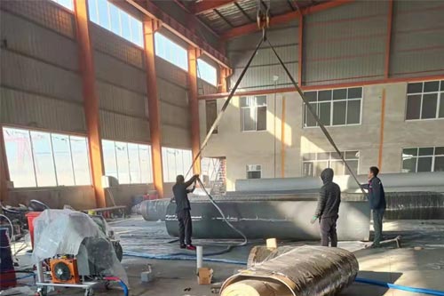 地埋聚脲噴涂防腐鋼管 聚脲防腐管道施工機器(圖2) 聚脲防腐管道施工