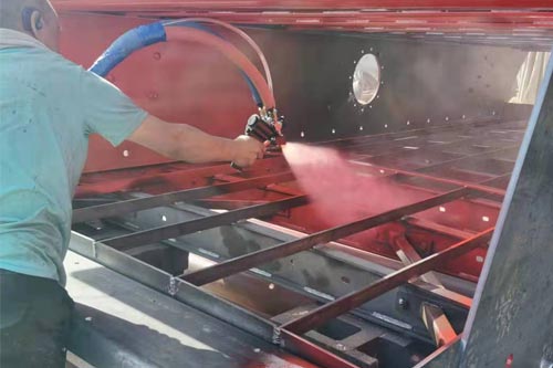 聚脲在我們生活中常見(jiàn)的運(yùn)用(圖3) 機(jī)械設(shè)備耐磨噴涂聚脲