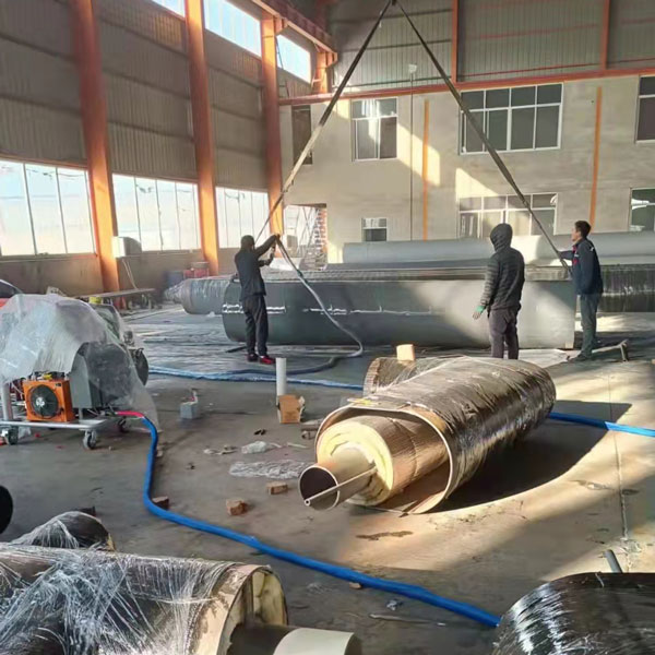 聚脲管道防腐無溶劑聚氨酯噴涂案例