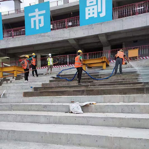 體育看臺防水聚脲施工噴涂設(shè)備(圖3) 體育看臺防水聚脲施工噴涂案例